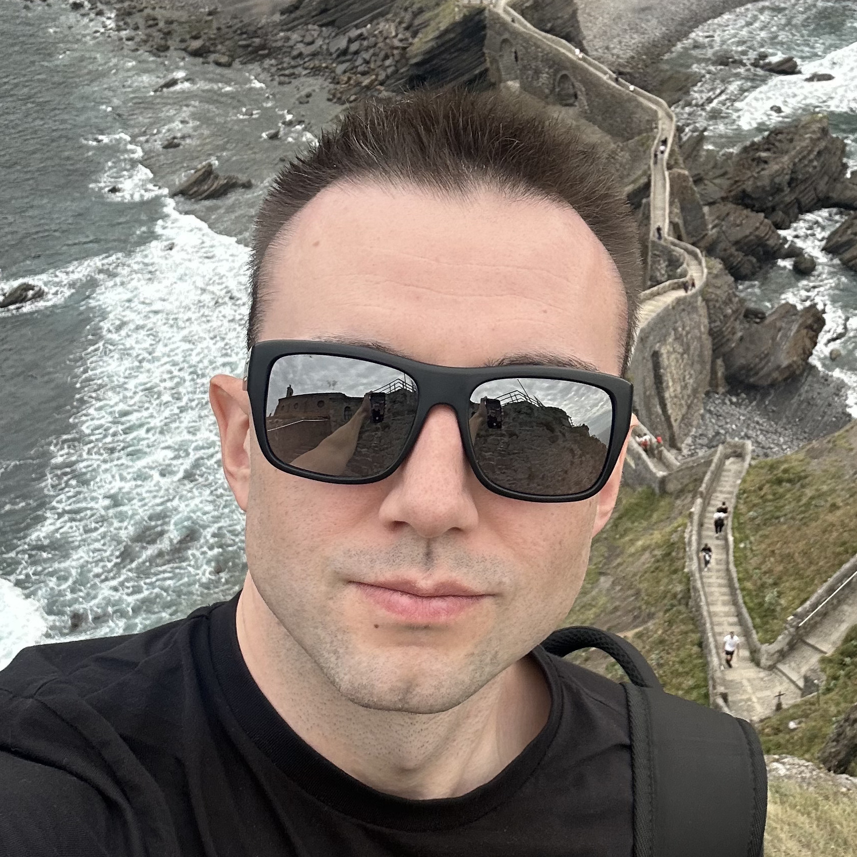 {{ no such element: webapp.models.TeamMember object['name'] }}